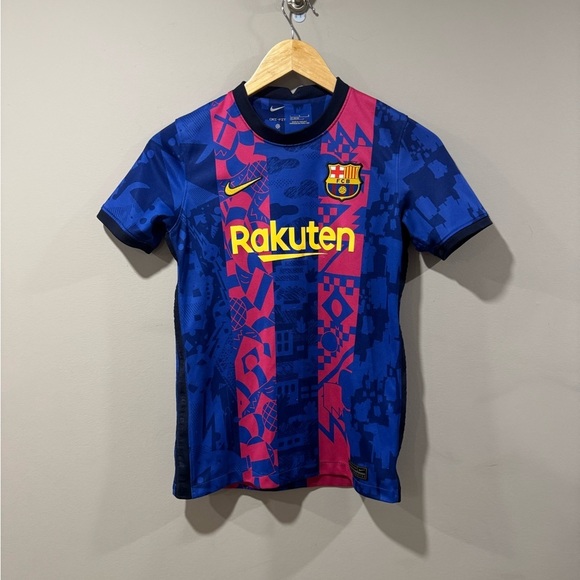 2021-2022 FC Barcelona Football Soccer Jersey - Picture 1 of 10